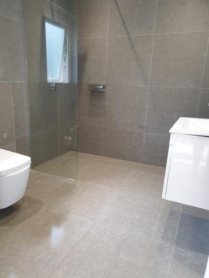 Balham, South London Spacious Guest House F2, 6 Rooms Available Dış mekan fotoğraf